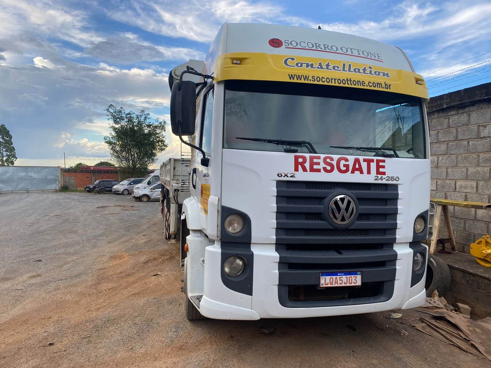 Socorro Ottone Atuamos com dedicação e ética fornecendo os melhores serviços em auto socorro e guindaste em Curvelo - MG